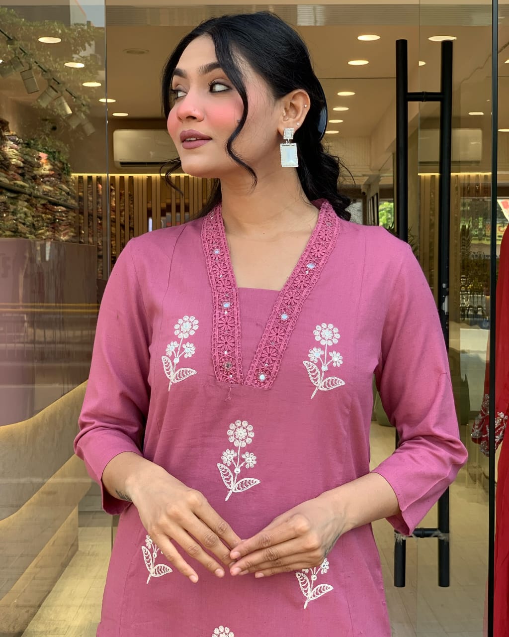 Elegant Rose Pink Floral Embroidered Kurta Set