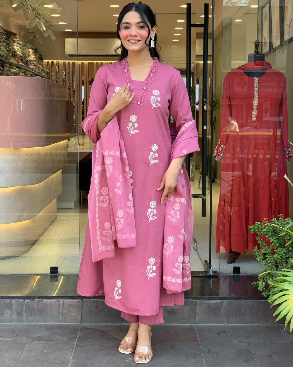 Elegant Rose Pink Floral Embroidered Kurta Set