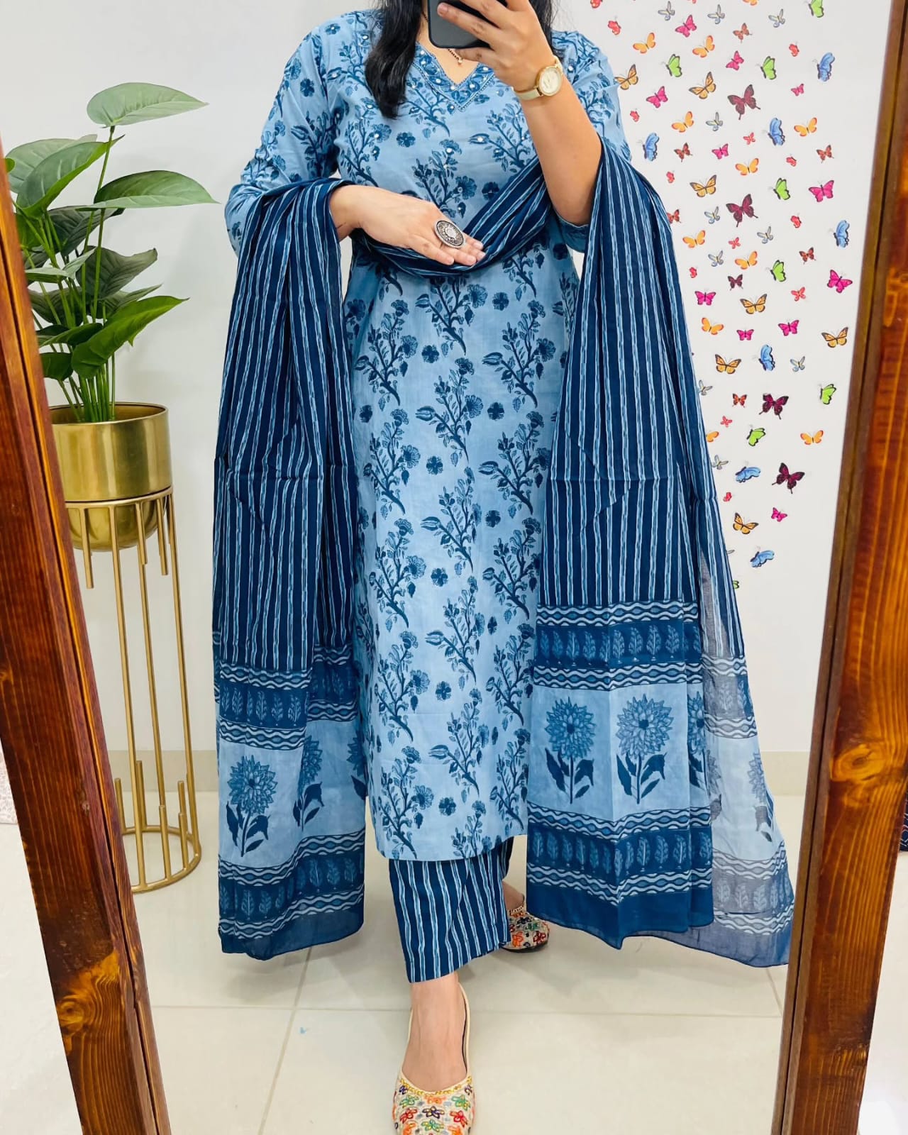 Poorvi's Blue Cotton Kurta Set