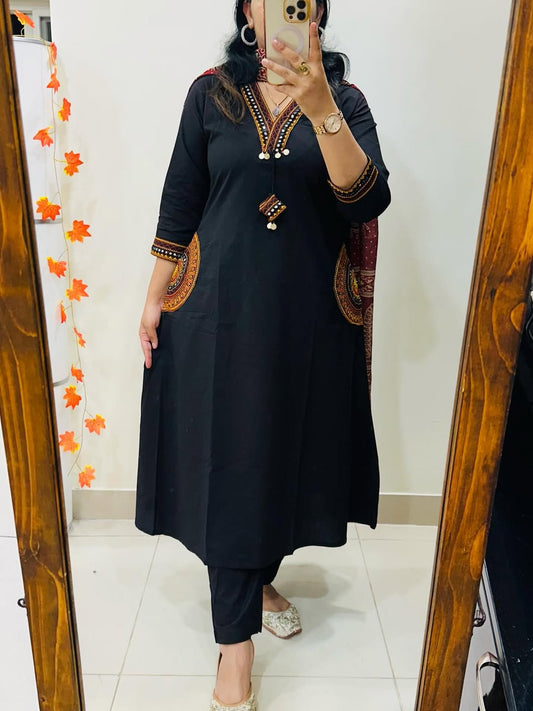 Blue women pure cotton embroidered kurta with pant and dupatta