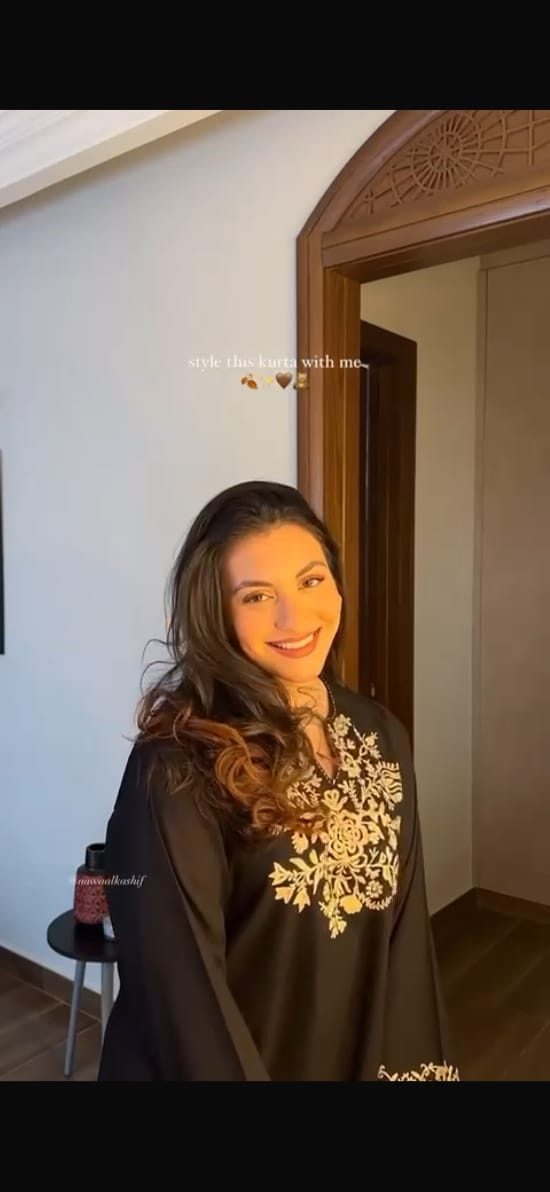 Black-Embroidered-Kurta-with-Straight-Pants